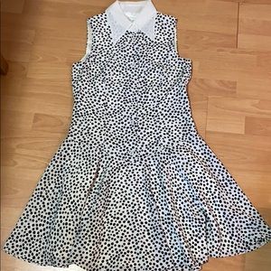 Polka dot dress with collar